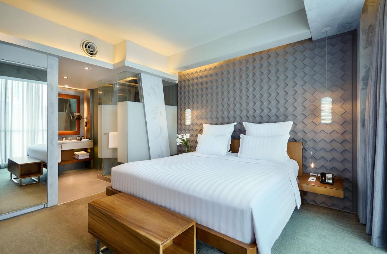 Pullman Jakarta Central Park Exterior foto Deluxe Suite